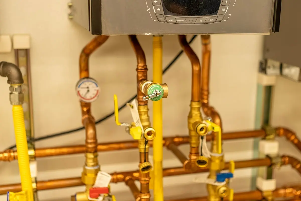 Licensed technician providing Sewer Cleanout for a homeowner in Universal City